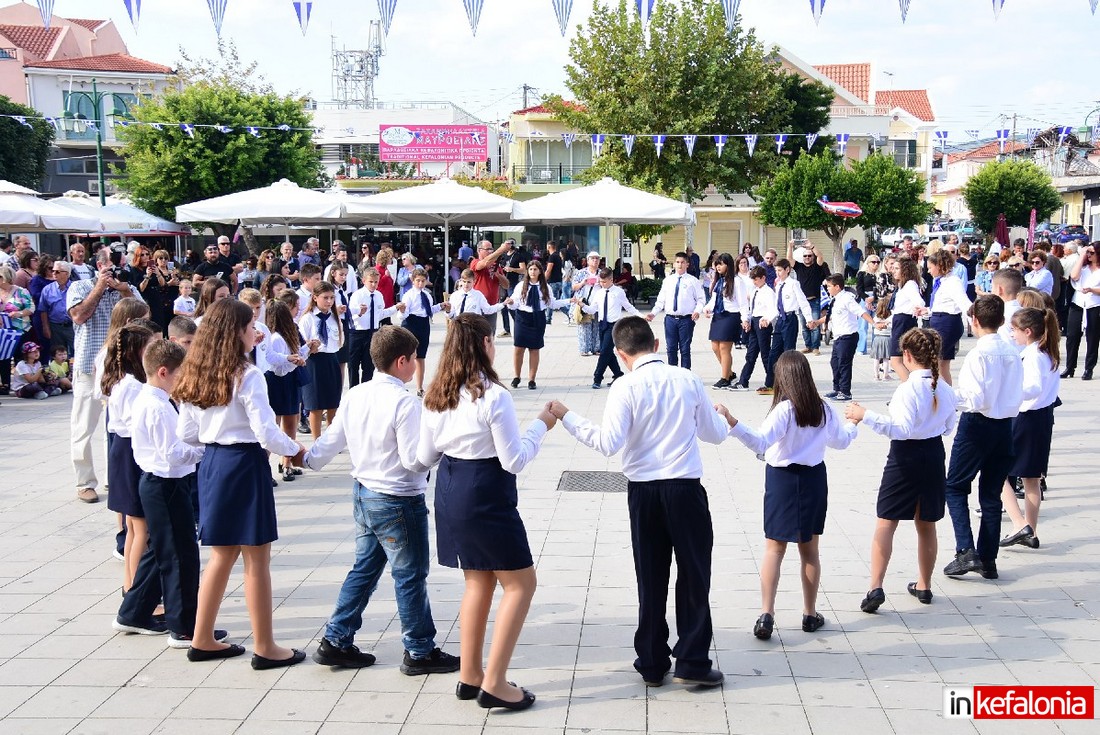 παρελαση και χοροι ληξουρι42