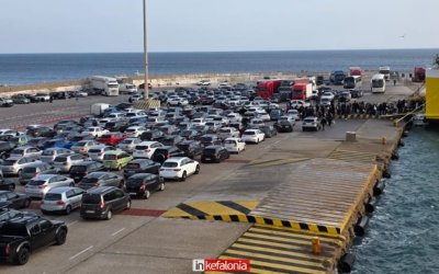 Κυλλήνη: Γεμάτα αναχωρούν τα πρωινά δρομολόγια προς Κεφαλονιά και Ζάκυνθο μετά το απαγορευτικό