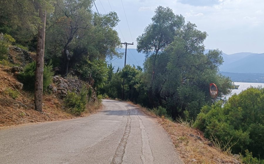 Πρόταση για τοποθέτηση φαναριών στο δρόμο προς Αντίσαμο