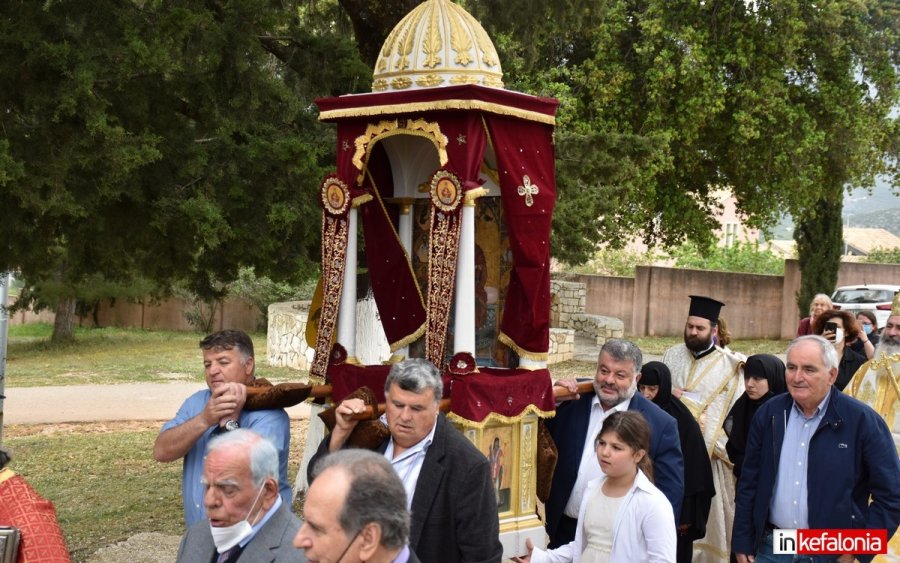 Περατάτα: Με λαμπρότητα ο εορτασμός της Ζωοδόχου Πηγής, στην Ιερά Μονή Αγίου Ανδρέα Μηλαπιδιάς (εικόνες/video)