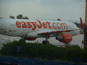 Από κεραυνό χτυπήθηκε αεροσκάφος της EASY JET στην Κεφαλονιά