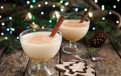 Eggnog: Φτιάξε το πιο γιορτινό ποτό για την Πρωτοχρονιά