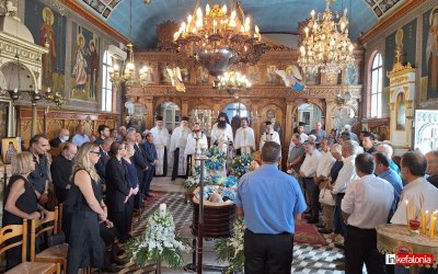 Διονύσης Λευκαδίτης: Πλήθος κόσμου στα Χιονάτα, στο ''τελευταίο αντίο'' στον ''καπετάνιο''