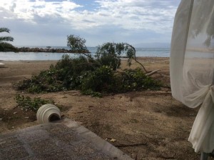 Ο Κατελειός μετά την καταιγίδα (εικόνες)