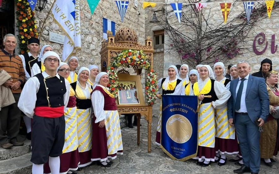 Πολιτιστικός Σύλλογος Φωκάτων: Τιμώντας τους Ήρωες της Επανάστασης στην Αρεόπολη