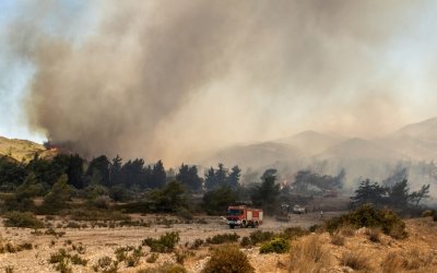 Αρτοποιός: Από τις 12 Ιουλίου έχουν εκδηλωθεί 500 πυρκαγιές