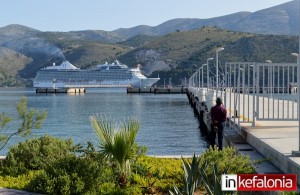 Το Reviera στο ηλιόλουστο Αργοστόλι!