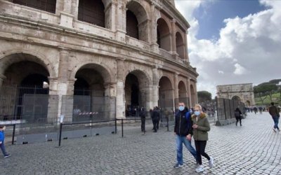 Νέους περιορισμούς για τον Covid-19 επέβαλε η Ιταλία