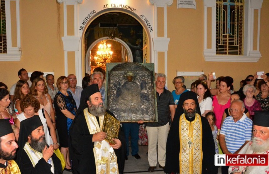 Η λιτανεία στο Αργοστόλι για τους σεισμούς του 1953 (εικόνες + video)