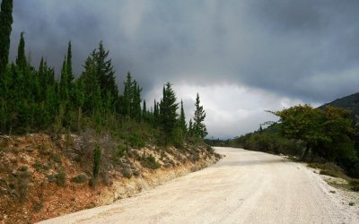 Στην Βουλή η Ασφαλτόστρωση και κατασκευή έργων απορροής όμβριων υδάτων στον δρόμο Διλινάτα - Λανού