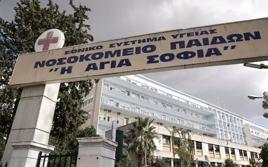 «Σαρώνουν» στα παιδιά γρίπη και RSV – Περισσότερες νοσηλείες από τον κορονοϊό