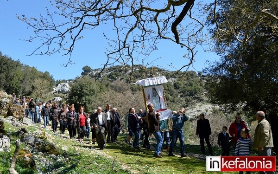 Το πανηγύρι της Ζωοδόχου Πηγής στα Αργίνια