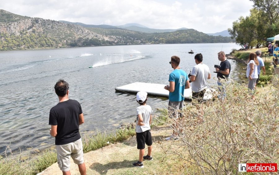 Ξεκίνησε στο Αργοστόλι η 24η Πανελλήνια Συνάντηση Ναυτομοντελιστών (εικόνες/video)