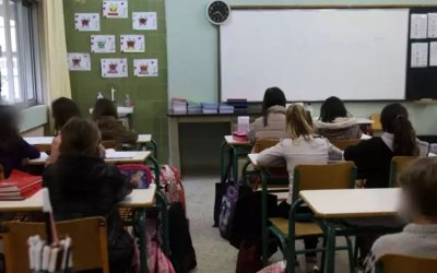 Σχολεία: Άνοιγμα χωρίς υποχρεωτικές μάσκες και τεστ - Η εισήγηση της Επιτροπής