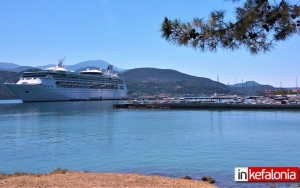 Στην Κεφαλονιά το «RHAPSODY OF THE SEAS»