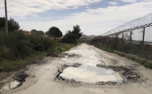 Σε κακό χάλι ο δρόμος από αεροδρόμιο προς Αμμες