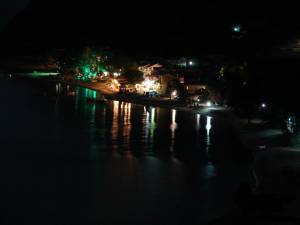 Κατελειός by night