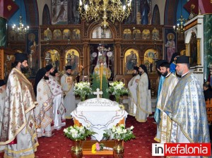 Το ετήσιο μνημόσυνο του Μητροπολίτου Κυρού Σπυρίδωνος (εικόνες)