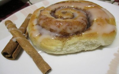 Φανταστικά ρολάκια κανέλας (cinnamon rolls) από την Σία Λαδά!