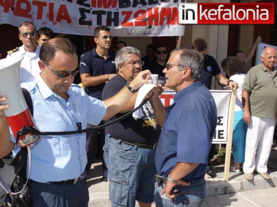 Στέλιος Ματαράγκας: «Ζητείται λαός για εξέγερση» 