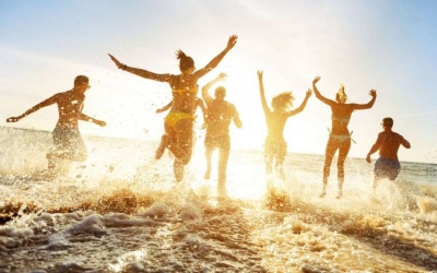 Δροσερό Αυγουστιάτικο beach party στα Λέπεδα!