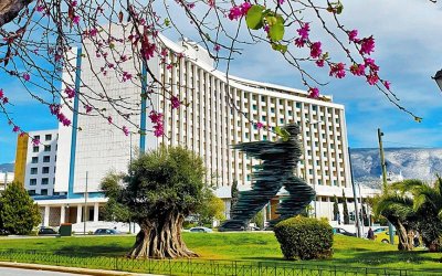 Τίτλοι τέλους για το Hilton μετά από 58 χρόνια, ανοίγει το 2024 το Conrad