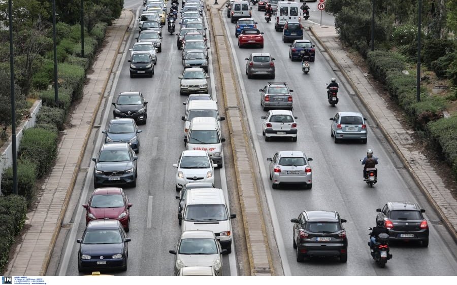 Και στον οδηγό πρόστιμο αν οι επιβάτες ΙΧ δεν φορούν ζώνη