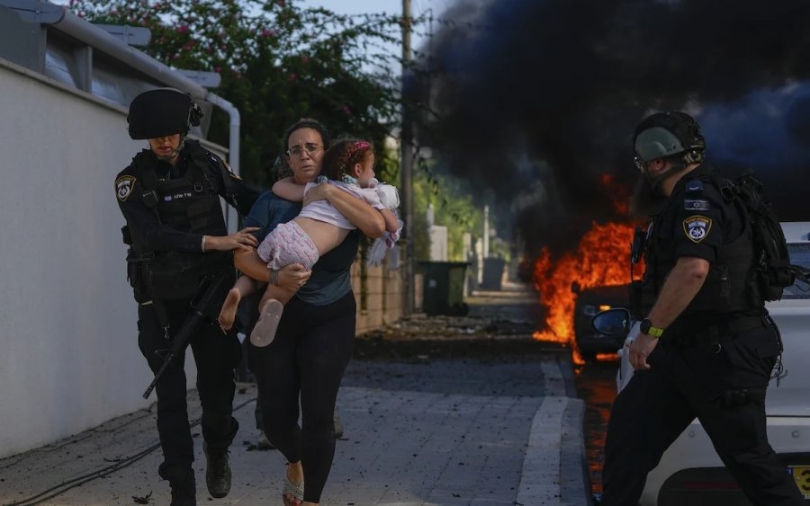 Σε κατάσταση πολέμου το Ισραήλ μετά τις 5.000 ρουκέτες της Χαμάς – Εισβολή από τη Γάζα