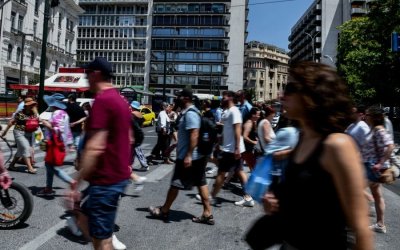 ΟΑΕΔ - ΔΥΠΑ: Πότε και πώς θα πάρετε επίδομα εργασίας 300 ευρώ, έρχονται αλλαγές και στο επίδομα ανεργίας