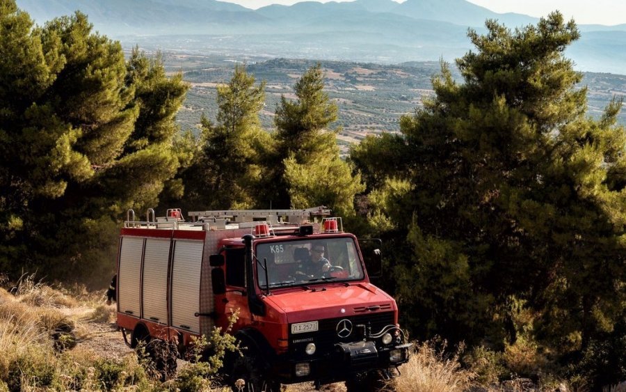 Παρατείνεται η απαγόρευση κυκλοφορίας οχημάτων και εκδρομέων στον Αίνο