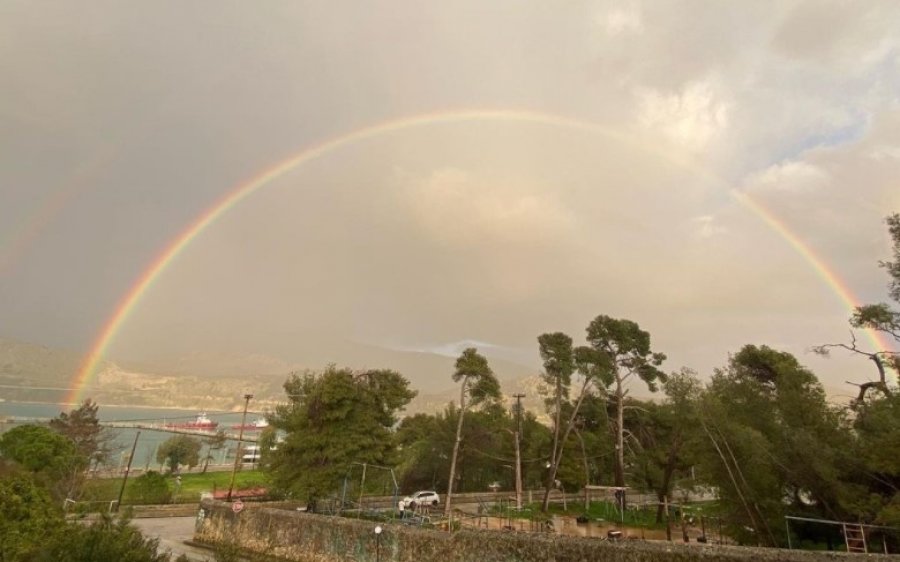 Υπέροχο Ουράνιο Τόξο στο Αργοστόλι!