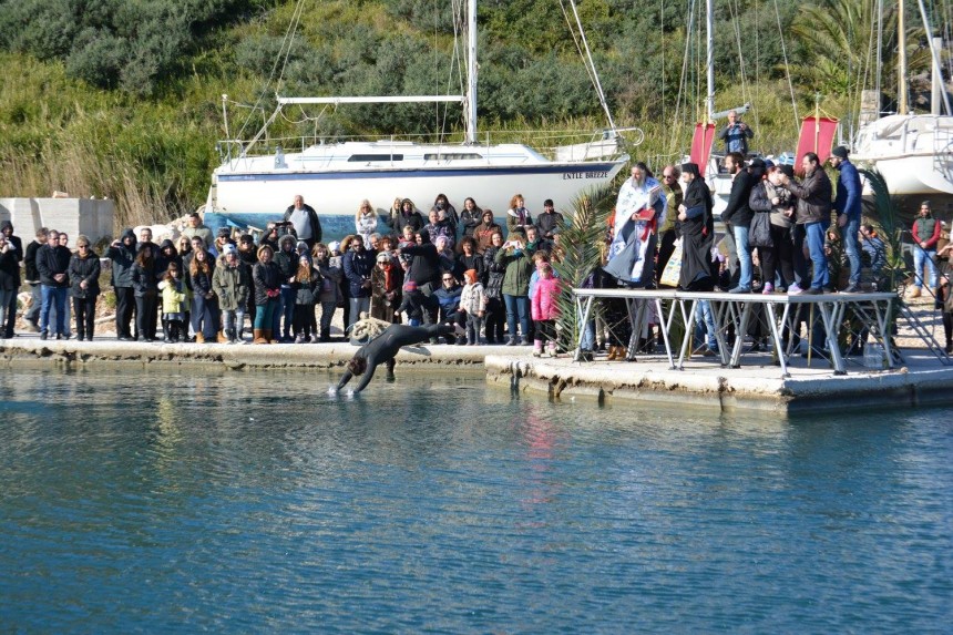 Αγιασμός των υδάτων στον Κατελειό