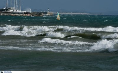 Τραγωδία στην Πάρο: Νεκρός εντοπίστηκε ο 42χρονος σέρφερ