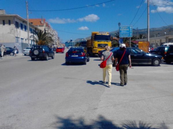 Γιατί δεν προσέχουμε την εικόνα της πόλης μας ;