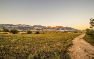 Η σκόνη της επαρχίας κάνει καλό στα παιδιά