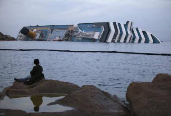 Αφέθηκε ελεύθερος ο καπετάνιος του Costa Concordia! 