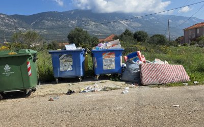 Καραβάδος: "Οι ίδιοι που πετούν τα σκουπίδια κατηγορούν τις αρχές για την καθαριότητα του τόπου"