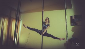 Επιτυχές σεμινάριο Pole Dance στην σχολή χορού &quot;Art &amp; Style Dance Studio&quot;