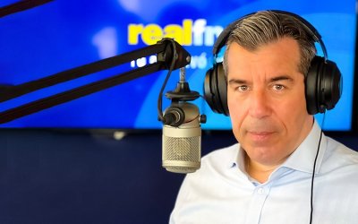 Γιάννης Παπαγιάννης στον Real Fm: Τα εύσημα... on air για την καθαριότητα στην Κεφαλονιά!