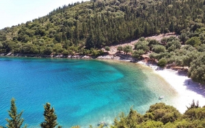 Μετάφραση για γέλια στην παραλία Χοργοτά.. [εικόνα]