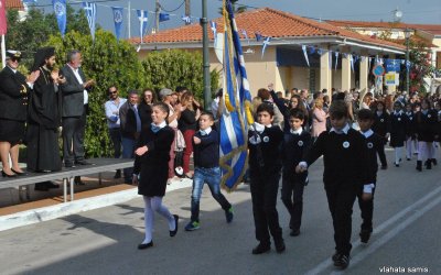 Προσωρινή διακοπή κυκλοφορίας σε Σάμη και Ληξούρι λόγω των παρελάσεων