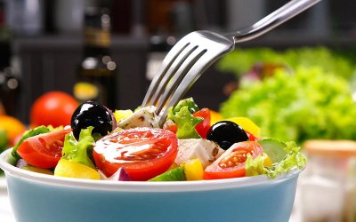 Ελένη Σολωμού: Το υψηλό κόστος της υγιεινής διατροφής στην Ελλάδα του 2025 - μια αθέατη κοινωνική ανισότητα