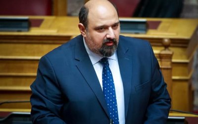 ΠΑΣΟΚ: Καταθέτει πρόταση για σύσταση προανακριτικής επιτροπής κατά Τριαντόπουλου