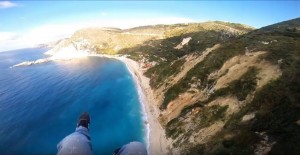 Paramotor στους Πετανούς (video)