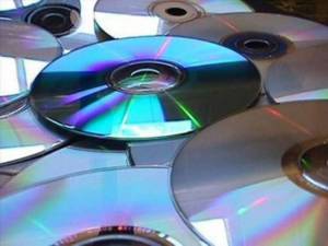 Σύλληψη στην Κεφαλονιά για κατοχή πλαστών cd-dvd