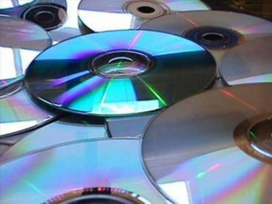 Σύλληψη στην Κεφαλονιά για κατοχή πλαστών cd-dvd