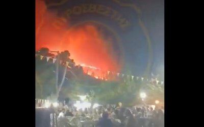Ζάκυνθος: Διασκέδαζαν σε πανηγύρι ενώ η φωτιά μαινόταν! (video)