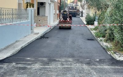 Σήμερα, δεύτερη ημέρα ασφαλτοστρώσεων στο Ληξούρι (εικόνες)