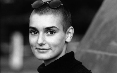 Sinead O’Connor: Πέθανε η θρυλική τραγουδίστρια