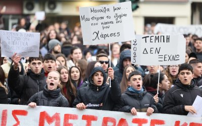 Συγκέντρωση για τα Τέμπη: Στην Πλατεία Αργοστολίου για "Οξυγόνο"